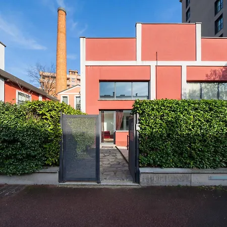 Red Lofty Milano- Loft Moderno Comodo Per Ippodromo, San Siro, Rho Fiera-Mico E Politecnico, Parking Exterior photo