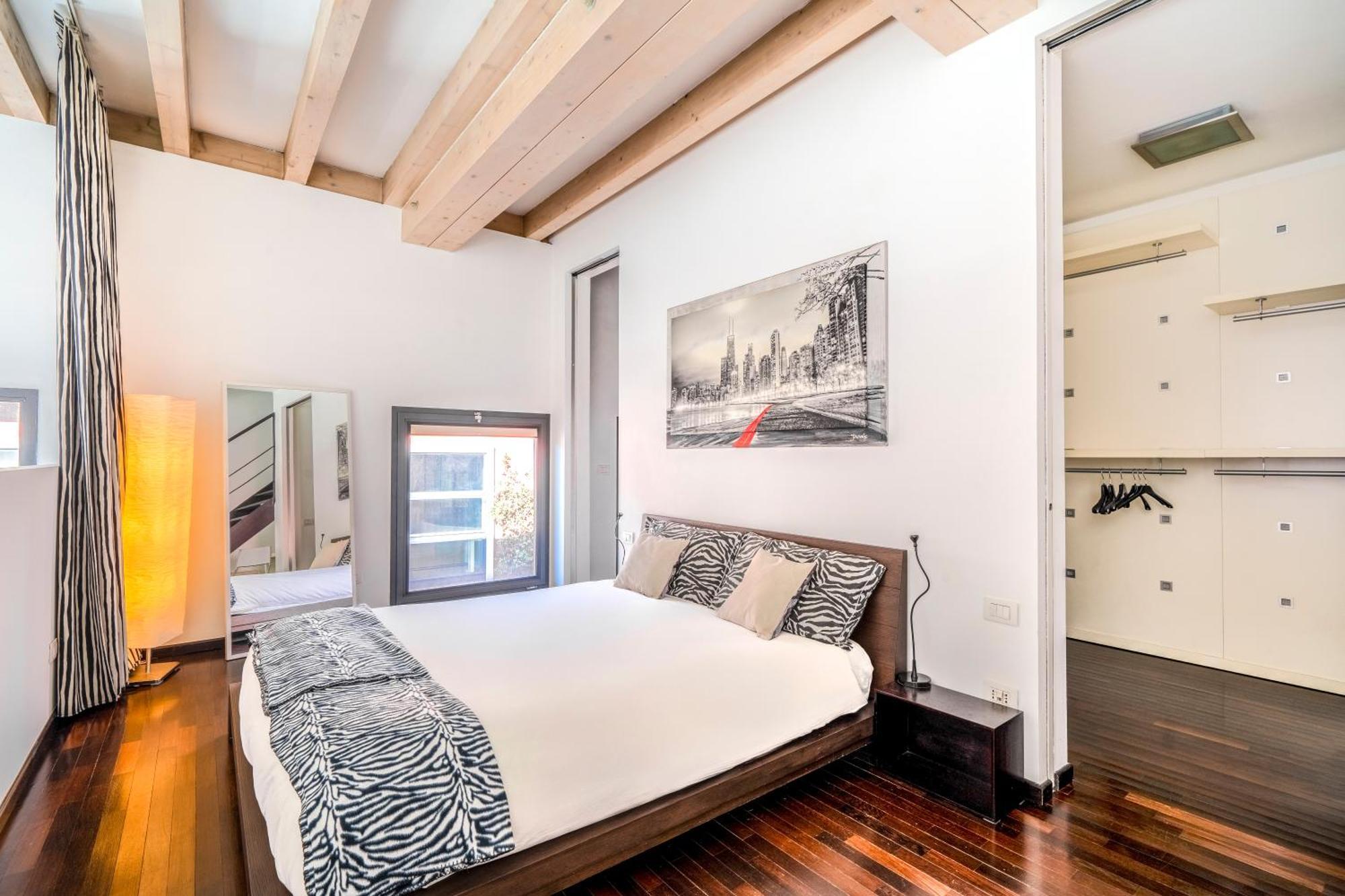 Appartement Red Lofty Milano- Loft Moderno Comodo Per Ippodromo, San Siro, Rho Fiera-mico E Politecnico, Parking *